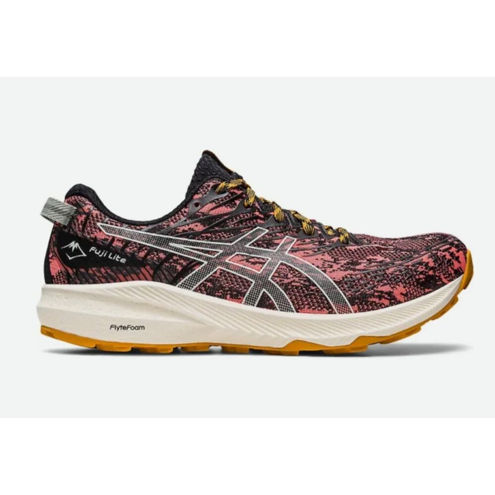 ASICS Fuji Lite 3 size 7